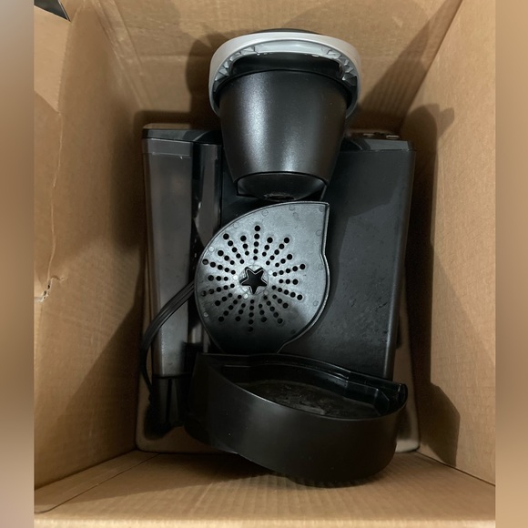 Keurig K55 Coffee Drip Machine - Picture 5 of 5